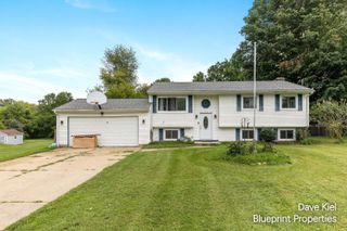 131 Manor Drive, Middleville Vlg, MI 49333