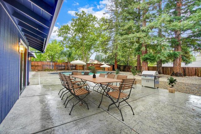 144 W Gold Creek Cir, Folsom, CA 95630