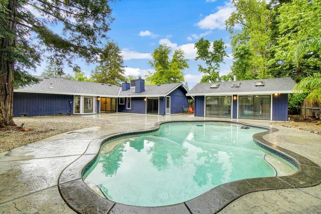 144 W Gold Creek Cir, Folsom, CA 95630