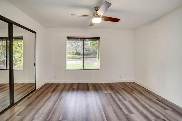 144 W Gold Creek Cir, Folsom, CA 95630