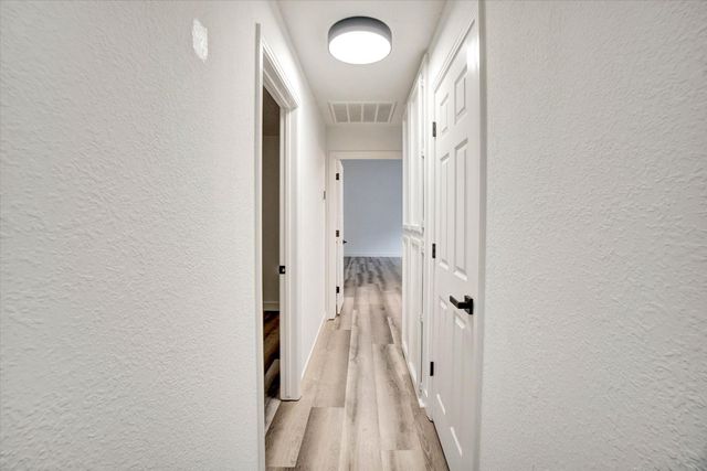 144 W Gold Creek Cir, Folsom, CA 95630