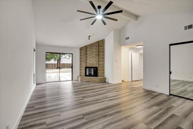 144 W Gold Creek Cir, Folsom, CA 95630