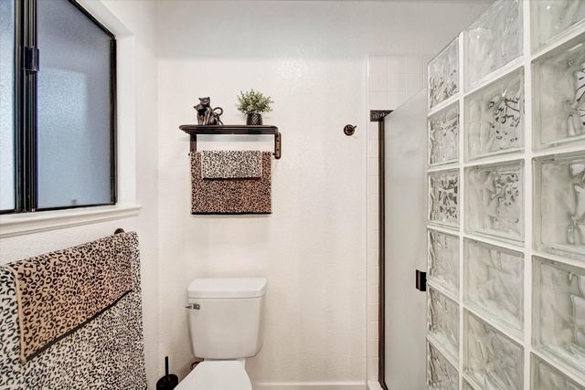 144 W Gold Creek Cir, Folsom, CA 95630