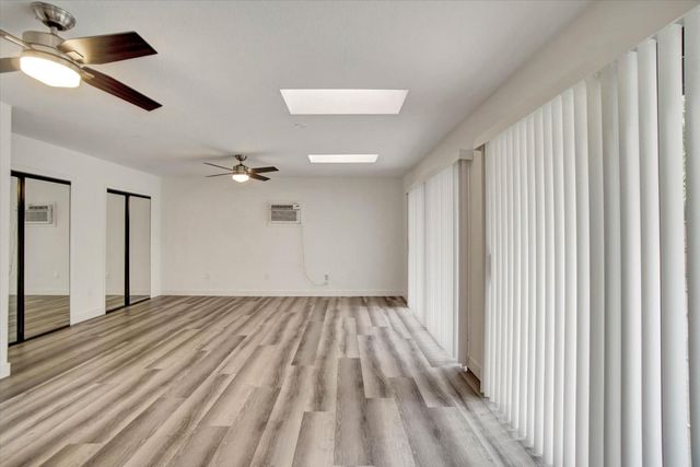 144 W Gold Creek Cir, Folsom, CA 95630