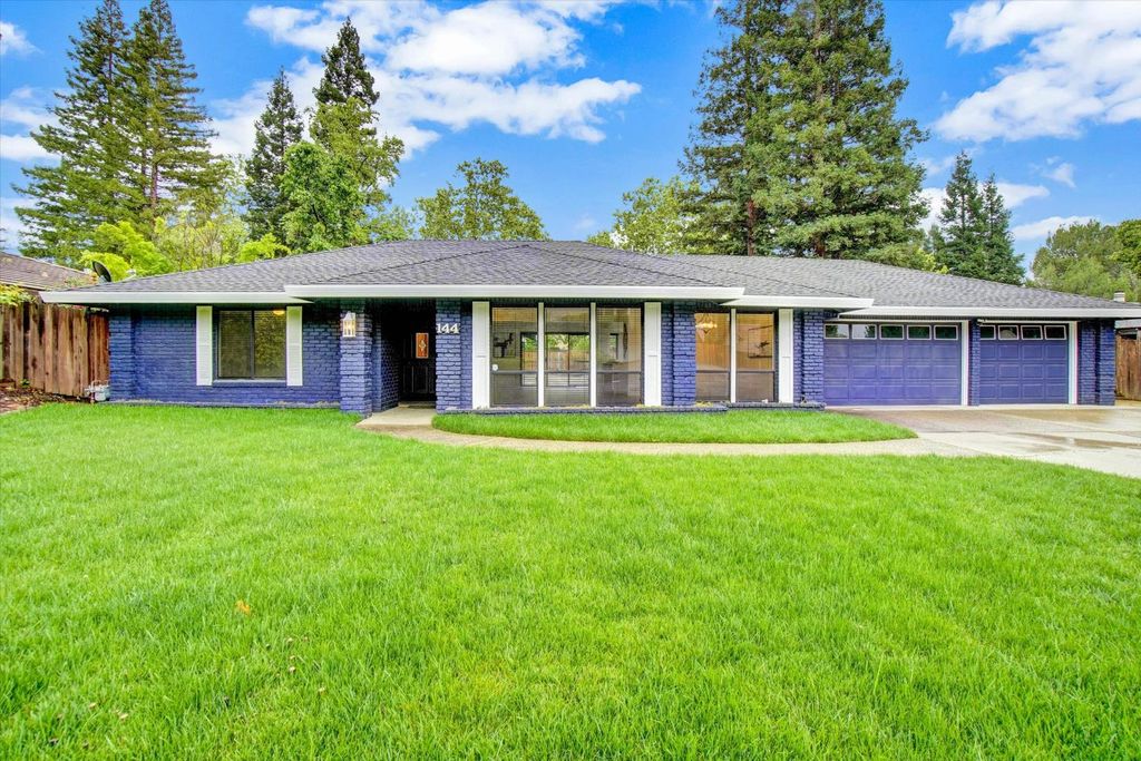 144 W Gold Creek Cir, Folsom, CA 95630