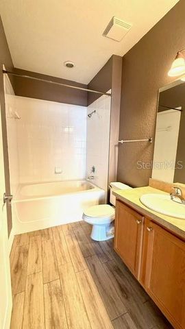 2604 GRAND CENTRAL PARKWAY 10, Orlando, FL 32839