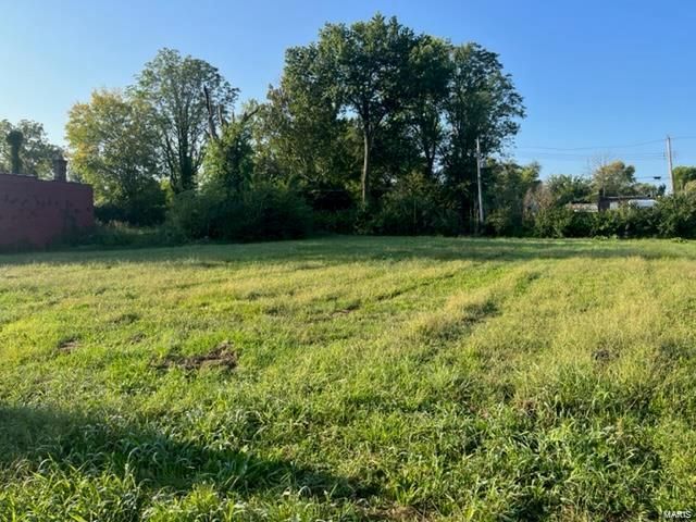 4654 Saint Louis Avenue, St Louis, MO 63115