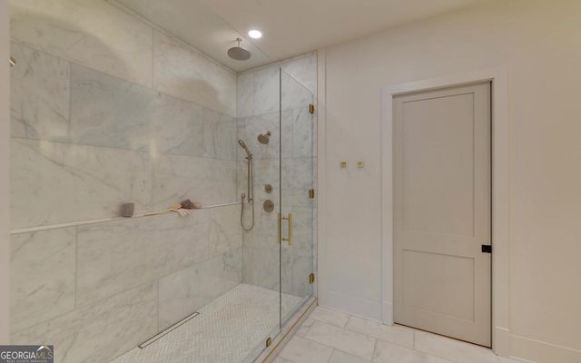 672 Tugaloo Heights Circle, Lavonia, GA 30553