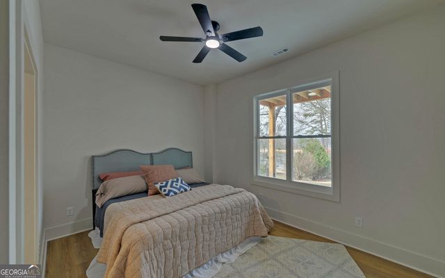 672 Tugaloo Heights Circle, Lavonia, GA 30553