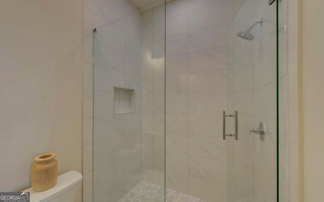 672 Tugaloo Heights Circle, Lavonia, GA 30553