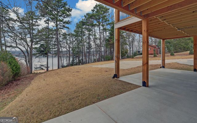 672 Tugaloo Heights Circle, Lavonia, GA 30553