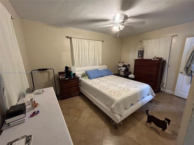 3650 SW 39th Ave, West Park, FL 33023