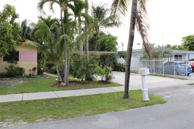 3650 SW 39th Ave, West Park, FL 33023