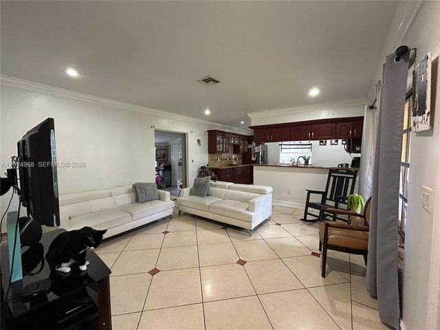 3650 SW 39th Ave, West Park, FL 33023