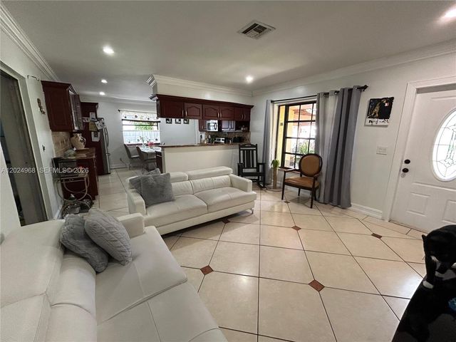 3650 SW 39th Ave, West Park, FL 33023
