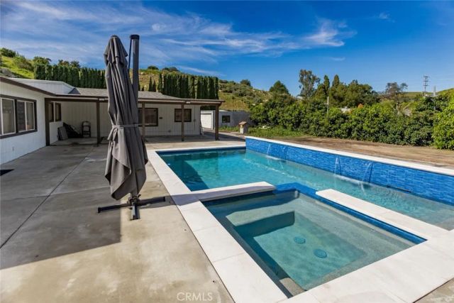 9711 Wheatland Avenue, Shadow Hills, CA 91040