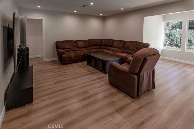 9711 Wheatland Avenue, Shadow Hills, CA 91040