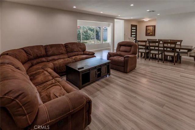 9711 Wheatland Avenue, Shadow Hills, CA 91040