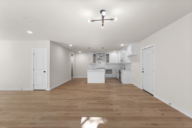 916 Blandin Street, Fort Worth, TX 76111