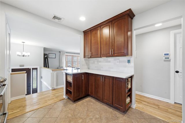 214 Ralph Avenue, Babylon, NY 11702