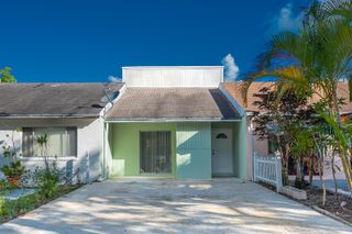 5847 S 37th Street, Greenacres, FL 33463