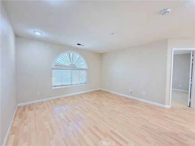 5793 Oakdale Ln, Fontana, CA 92336