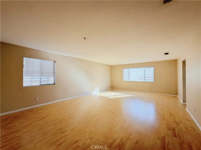 5793 Oakdale Ln, Fontana, CA 92336