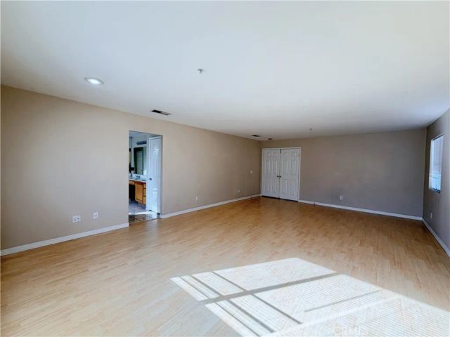 5793 Oakdale Ln, Fontana, CA 92336