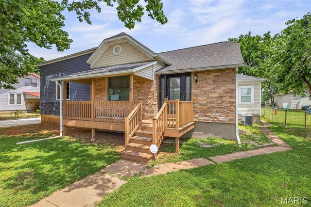 112 N White Oak Street, Desloge, MO 63601