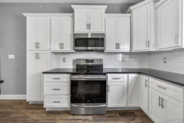 112 N White Oak Street, Desloge, MO 63601