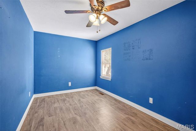 112 N White Oak Street, Desloge, MO 63601
