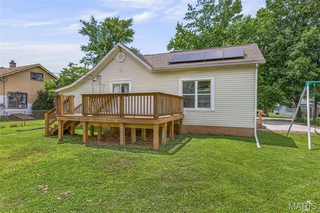 112 N White Oak Street, Desloge, MO 63601