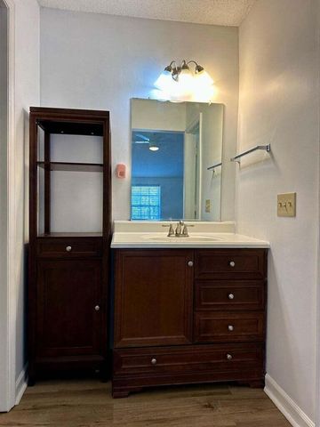 2494 Etiwan Avenue B9, Charleston, SC 29414