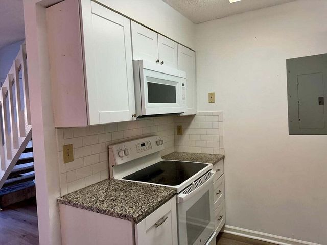 2494 Etiwan Avenue B9, Charleston, SC 29414