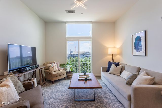 600 S Duke Street S 44, Durham, NC 27701