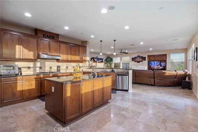 290 Cross Rail, Norco, CA 92860