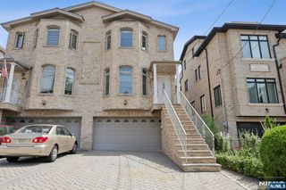 285 Knox Avenue, Cliffside Park, NJ 07010