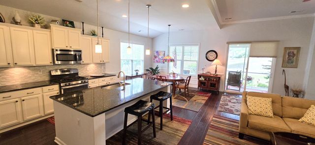 300 Kilarney Road, Summerville, SC 29483