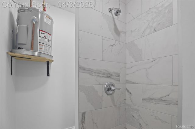 3051 Elmwood Drive, Fort Gratiot Charter Township, MI 48059