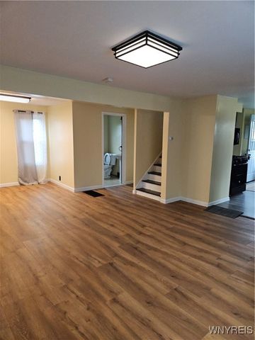 20 Mildred Drive, Cheektowaga, NY 14225