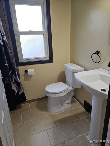 20 Mildred Drive, Cheektowaga, NY 14225