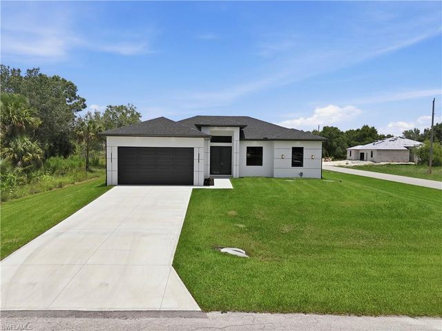 765 Chambers ST E, Lehigh Acres, FL 33974