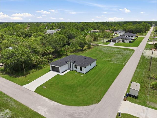 765 Chambers ST E, Lehigh Acres, FL 33974