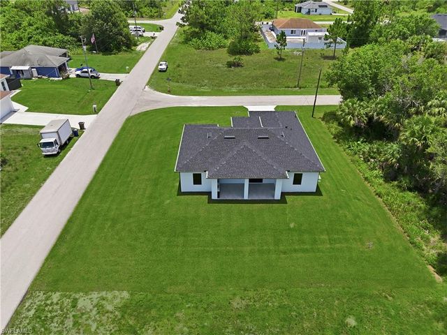 765 Chambers ST E, Lehigh Acres, FL 33974