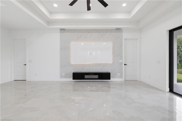 765 Chambers ST E, Lehigh Acres, FL 33974