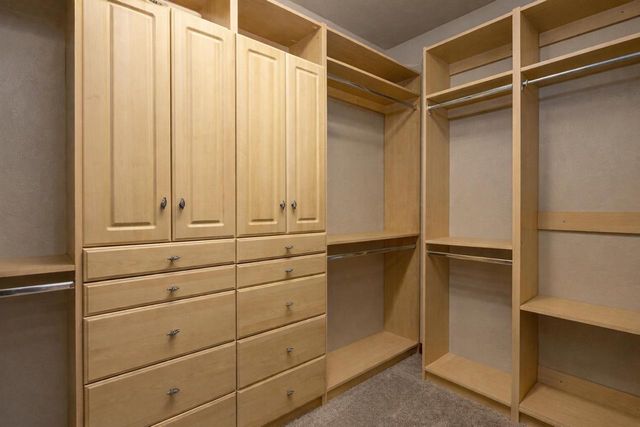 849 WHISPER FALLS LANE, Menasha, WI 54952