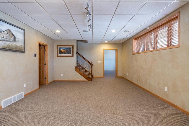 849 WHISPER FALLS LANE, Menasha, WI 54952