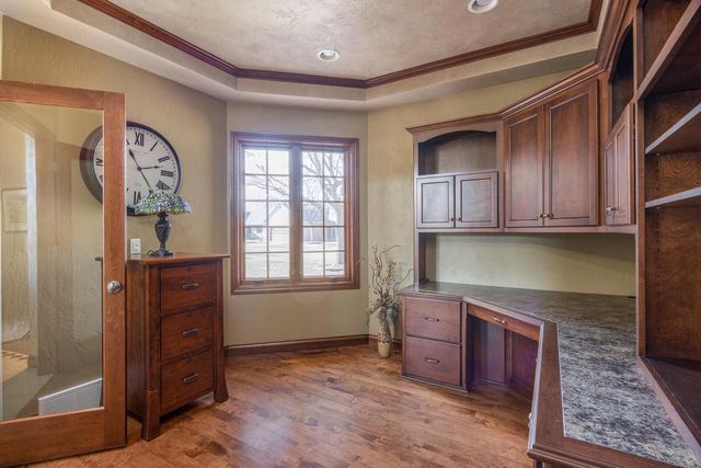 849 WHISPER FALLS LANE, Menasha, WI 54952