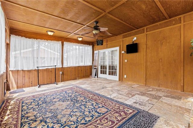 707 NE 115th Terrace, Kansas City, MO 64155