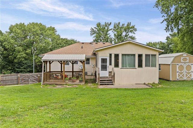 707 NE 115th Terrace, Kansas City, MO 64155
